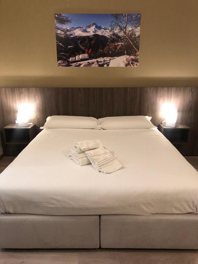 Prealpina Hotel Bagnolo Piemonte Екстериор снимка