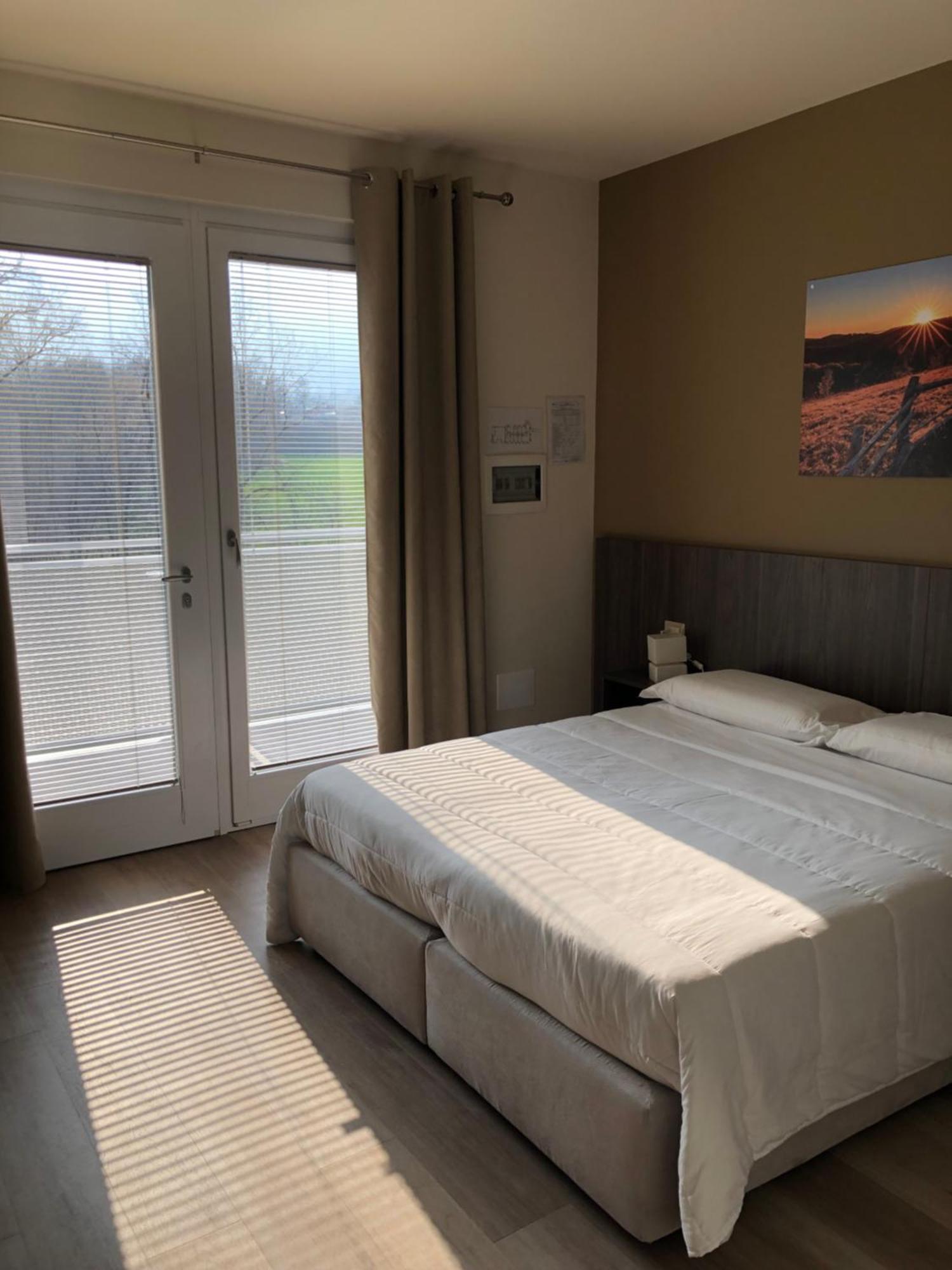Prealpina Hotel Bagnolo Piemonte Екстериор снимка