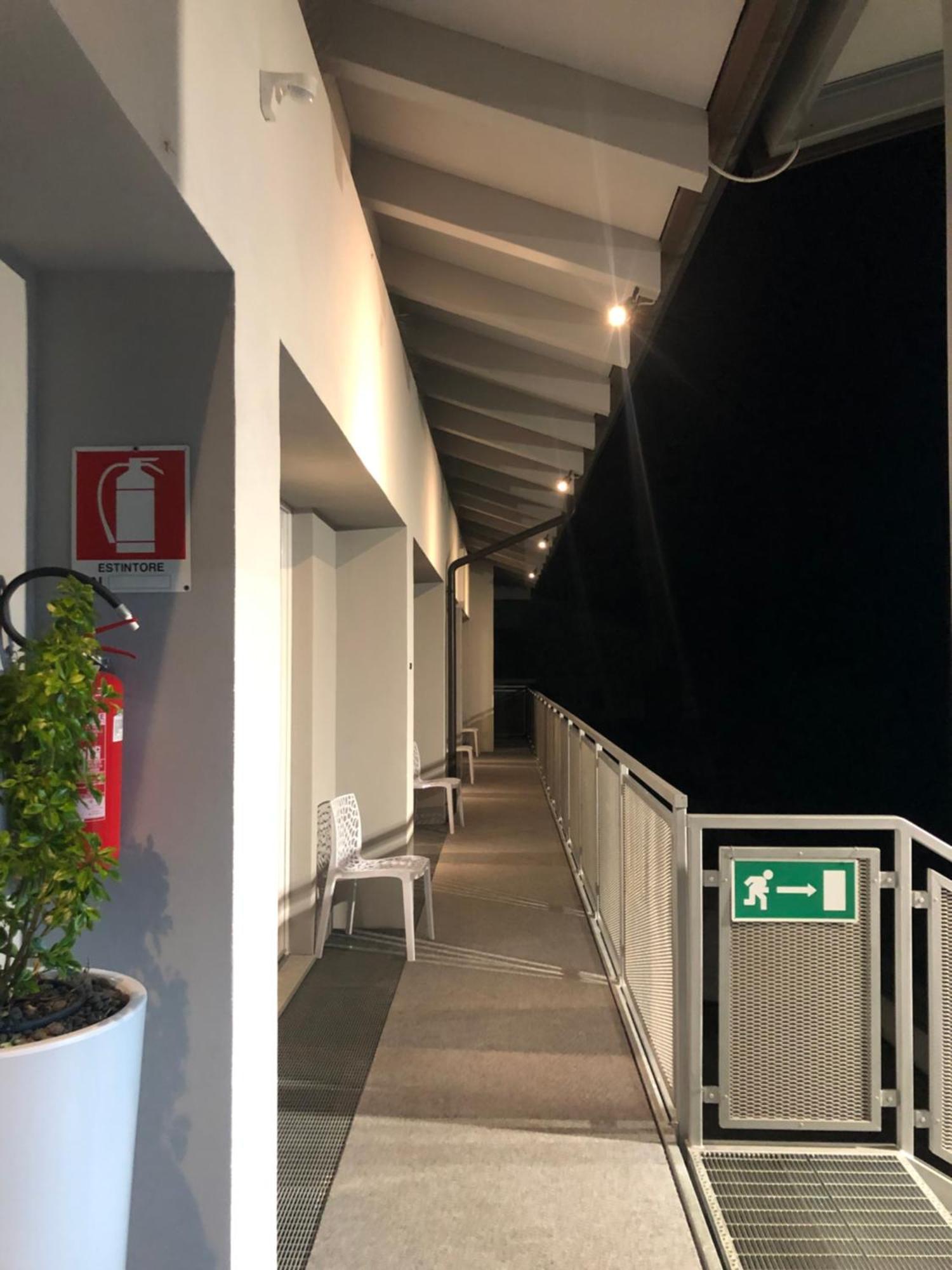 Prealpina Hotel Bagnolo Piemonte Екстериор снимка
